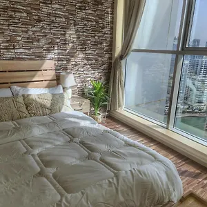  Homestay Green Sky Holiday With Shared Kitchen And Lounge United Arab Emirates